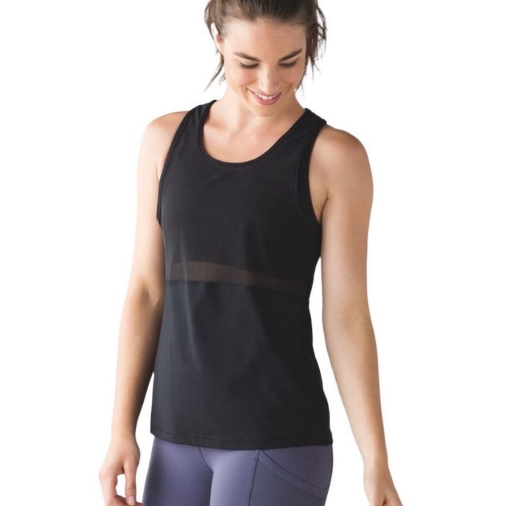 Lululemon Black Fast As Light 2-In-1 Tank Size 4
